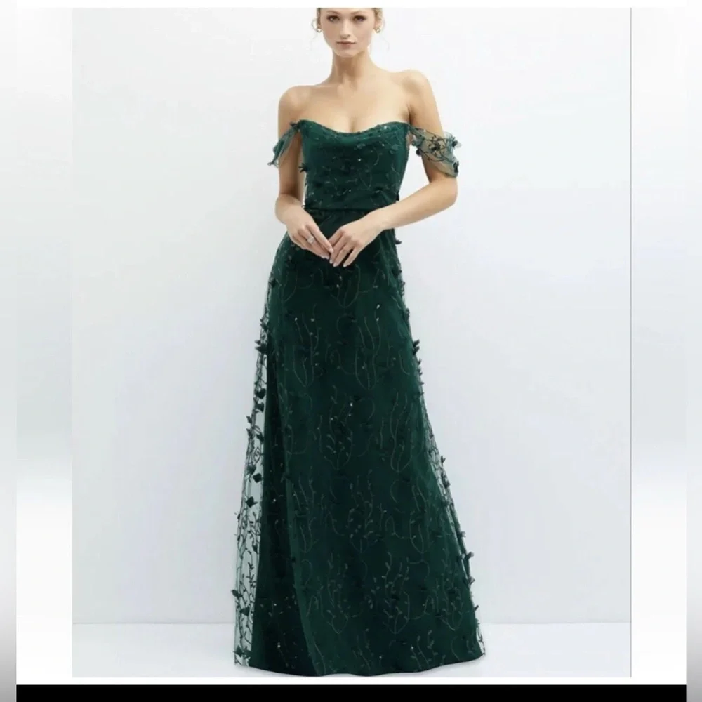New Dessy Group OFF THE SHOULDER A LINE 3D FLORAL EMBROIDERED Maxi Dress 12R - Picture 1 of 4
